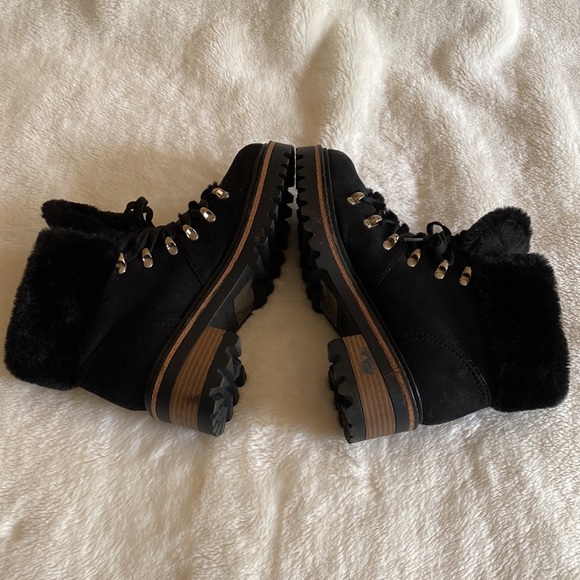 NEW ROUGE Faux Fur Winter Boots Lug Soles Size 7 - Picture 5 of 15